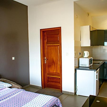 Le First Concept Apartment Dakar Exterior photo