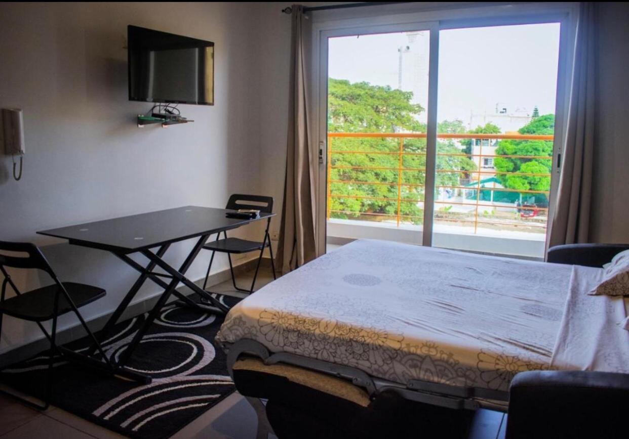Le First Concept Apartment Dakar Exterior photo