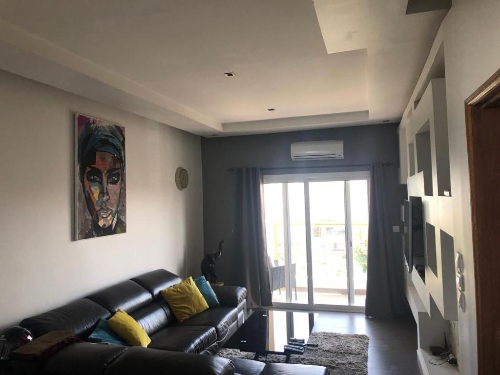 Le First Concept Apartment Dakar Exterior photo